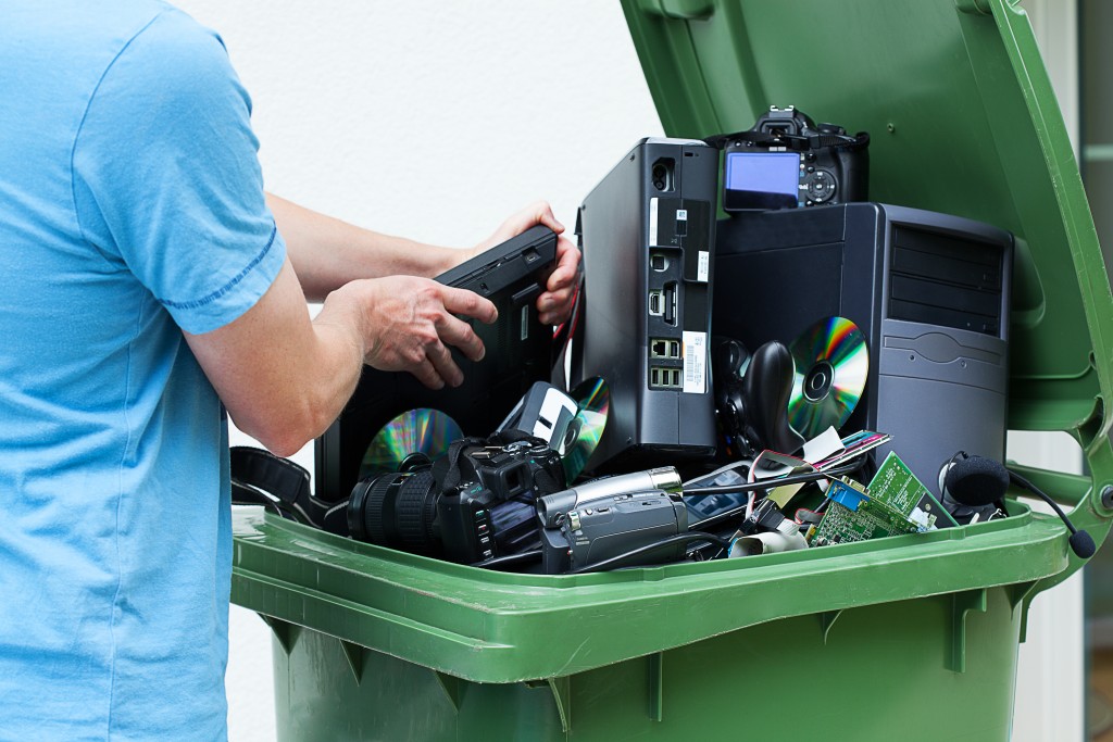 Excellent E-Waste Removal Services in Boston Massachusetts